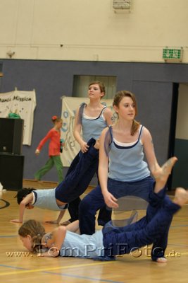 0708_272 JMD_JLL-I_Wppt Dance_Mission.JPG