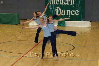 0708_374 JMD_JLL-I_Wppt Dance_Mission.JPG