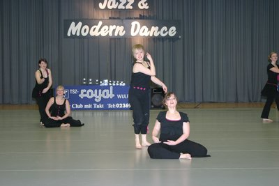 0710_458 JMD_2BL_Dorsten Modern_Dance_Force.JPG